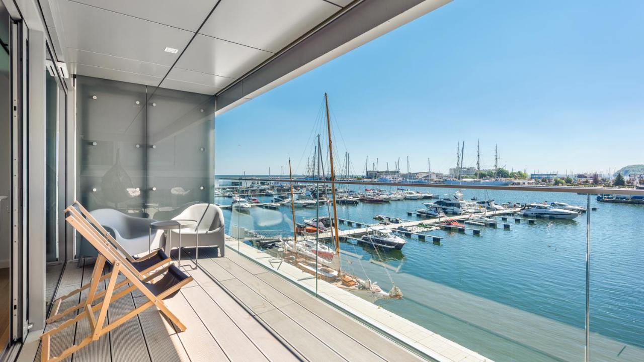 Flatbook - City Center Apartments Yacht Park 그디니아 외부 사진